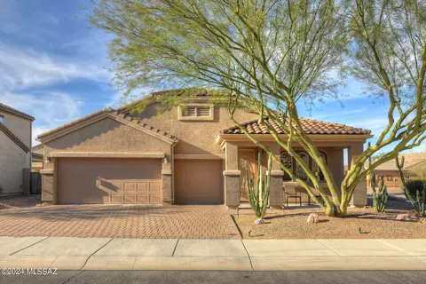 8698 W Denstone Rd, Marana, AZ 85653