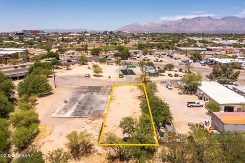 1702 E Pace Ct, Tucson, AZ 85719 photo 18