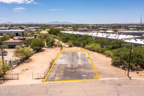 1702 E Pace Ct, Tucson, AZ 85719 photo 6