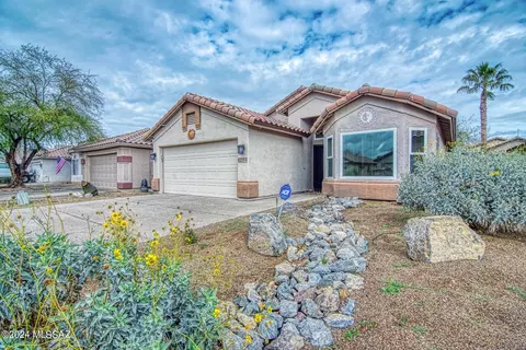 2594 W Summits End Ct, Tucson, AZ 85742