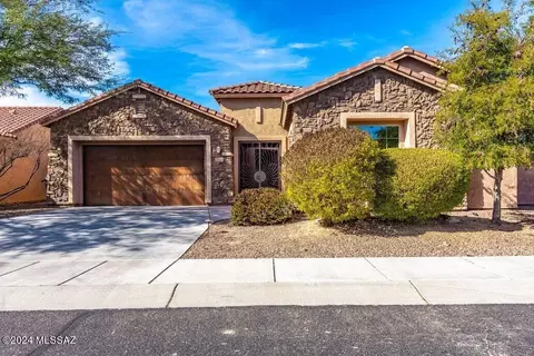 12497 N Golden Mirror Dr, Marana, AZ 85658