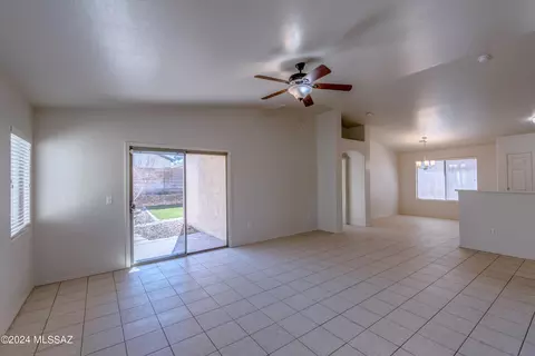 12748 E Red Iron Trl, Vail, AZ 85641 photo 11