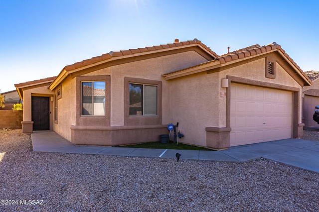 12748 E Red Iron Trl, Vail, AZ 85641