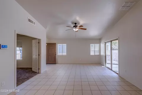 12748 E Red Iron Trl, Vail, AZ 85641 photo 8