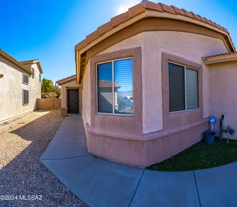 12748 E Red Iron Trl, Vail, AZ 85641 photo 4