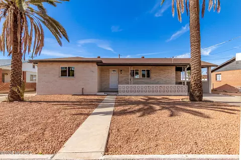 1143 N Rosemont Blvd, Tucson, AZ 85712