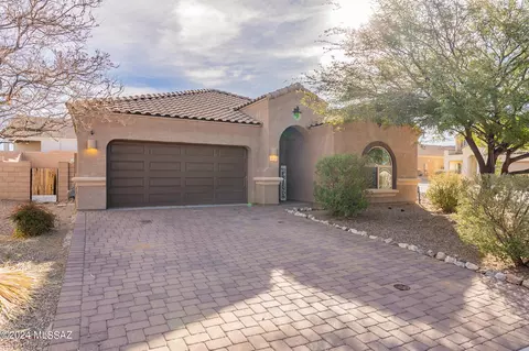 312 S J B Tidwell Pl, Vail, AZ 85641