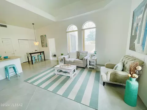 2379 W Via Di Silvio, Tucson, AZ 85741