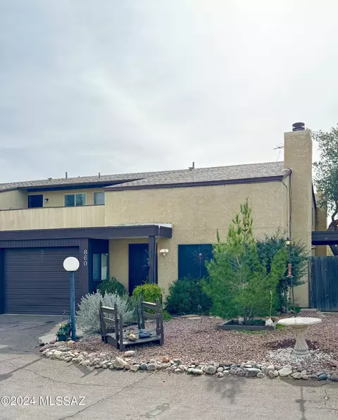 860 E Peppergrass Ln, Tucson, AZ 85719