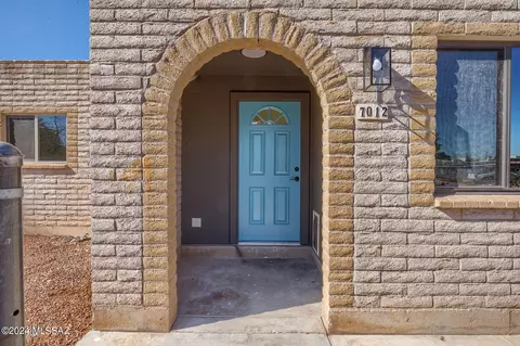 7012 S 7th Ave, Tucson, AZ 85756