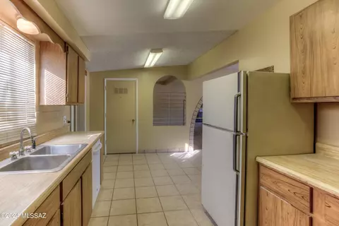 1620 E Minorka St, Tucson, AZ 85706 photo 14