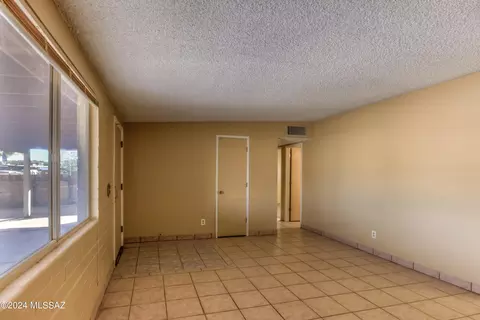 1620 E Minorka St, Tucson, AZ 85706 photo 8