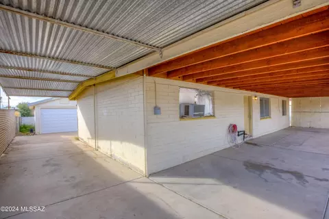 1620 E Minorka St, Tucson, AZ 85706 photo 4