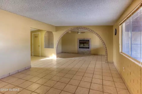 1620 E Minorka St, Tucson, AZ 85706 photo 7