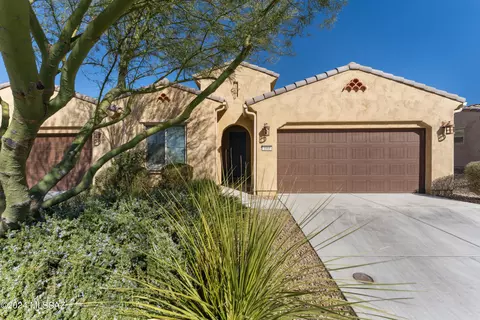 1088 N Broken Hills Dr, Green Valley, AZ 85614