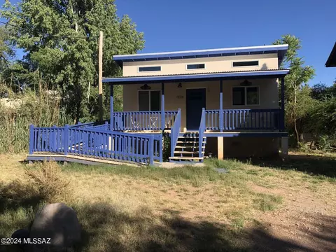 365 Smelter Ave, Patagonia, AZ 85624