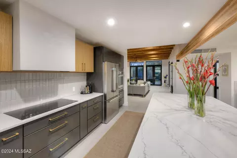 3219 E Table Mountain Rd, Tucson, AZ 85718 photo 12