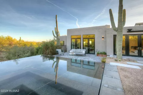 3219 E Table Mountain Rd, Tucson, AZ 85718 photo 2