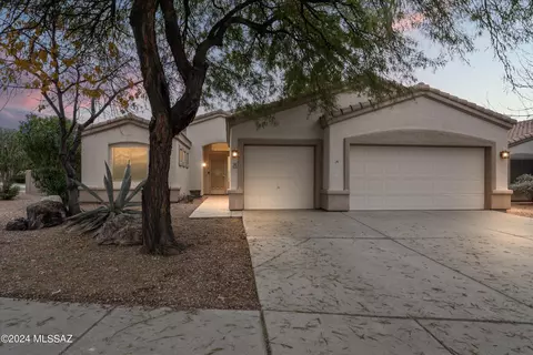 245 W Sacaton Canyon Dr, Oro Valley, AZ 85755