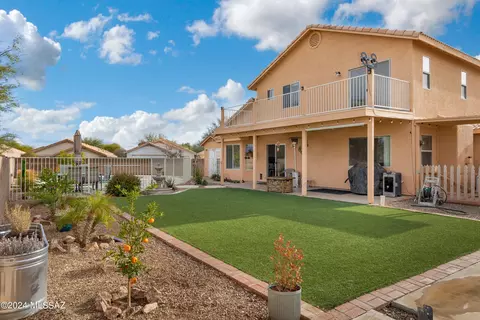9333 E Amethyst Quartz Dr, Tucson, AZ 85747