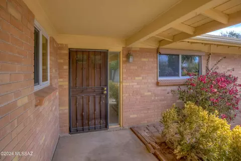 5255 E Baker St, Tucson, AZ 85711 photo 6
