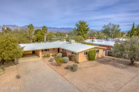 5255 E Baker St, Tucson, AZ 85711