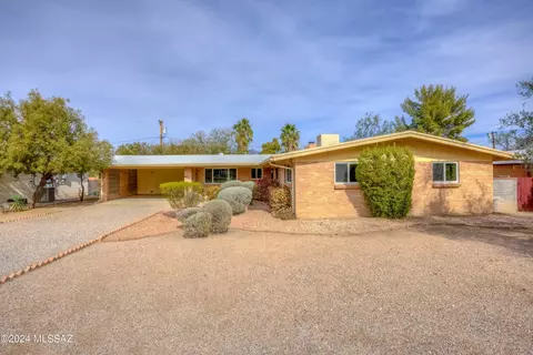 5255 E Baker St, Tucson, AZ 85711 photo 3