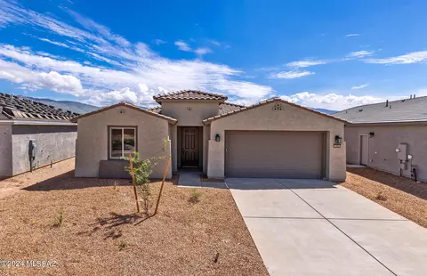 7981 S Sonoran Oak Dr, Tucson, AZ 85747