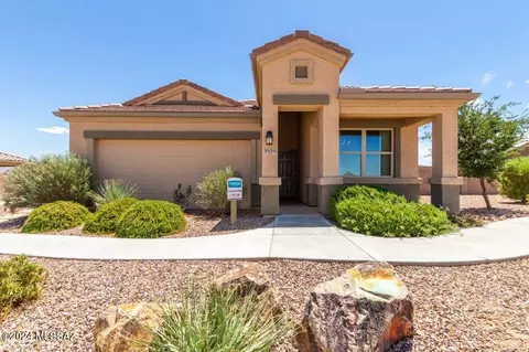 9930 N Swift Fox Pl, Marana, AZ 85653