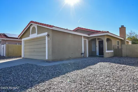 5085 W Kingbird St, Tucson, AZ 85742