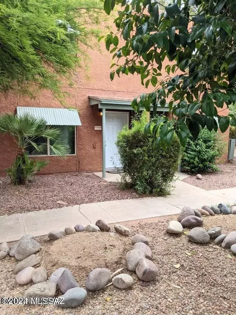 2950 N Alvernon Way #7104, Tucson, AZ 85712