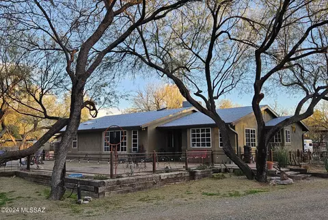 1850 N King St, Tucson, AZ 85749