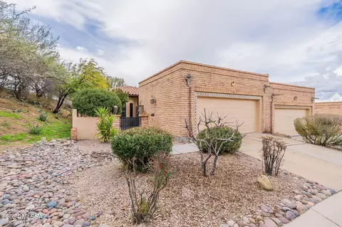 216 E Crooked Stick Dr, Tucson, AZ 85737