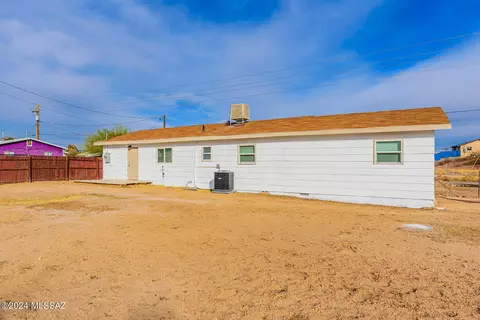446 E Mark St, Benson, AZ 85602 photo 9