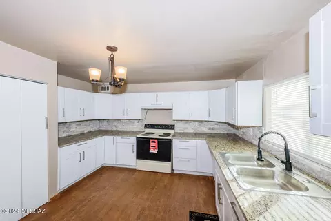 446 E Mark St, Benson, AZ 85602 photo 17