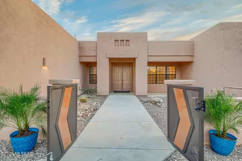 12883 W Butter Bush St, Tucson, AZ 85743