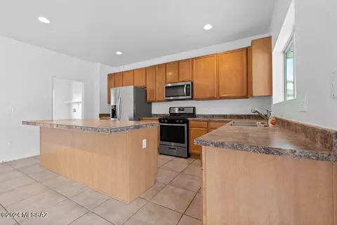 4802 S Chilean Loop, Tucson, AZ 85730 photo 6
