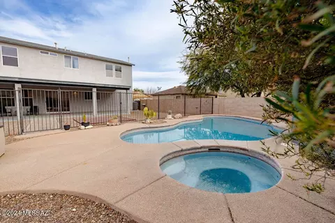 4802 S Chilean Loop, Tucson, AZ 85730