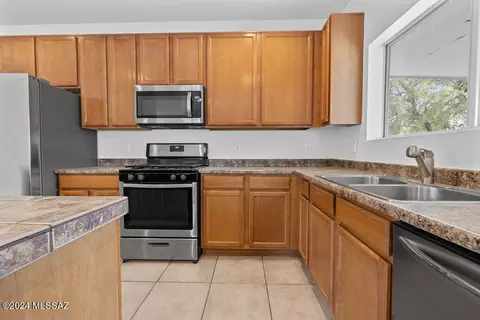 4802 S Chilean Loop, Tucson, AZ 85730 photo 7