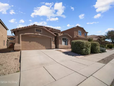 8353 S Minoan Dr, Tucson, AZ 85747