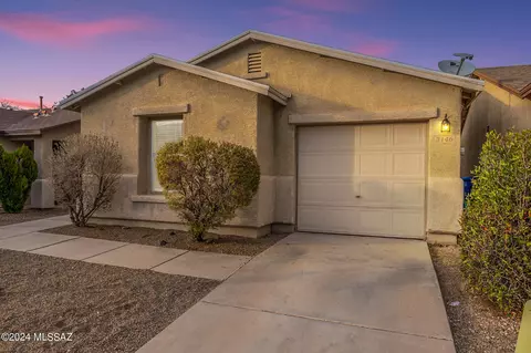 3146 W Treece Way, Tucson, AZ 85742