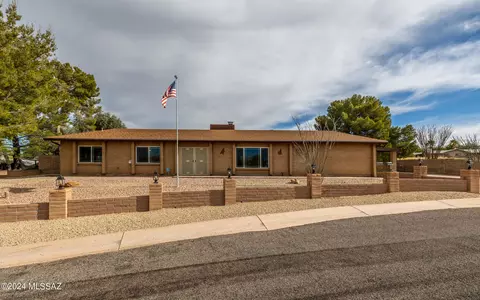 291 S Atlanta Dr, Vail, AZ 85641