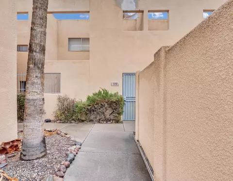 3800 E 2nd St #109, Tucson, AZ 85716