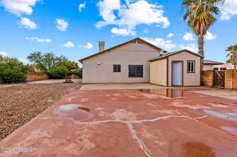 9012 N Eaglestone Loop, Tucson, AZ 85742 photo 31