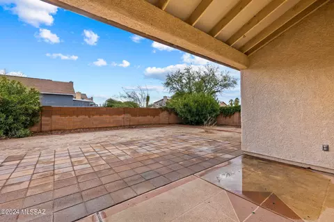 9012 N Eaglestone Loop, Tucson, AZ 85742 photo 15
