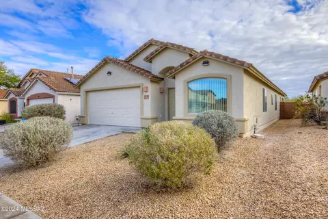 7223 S Providence Dr, Tucson, AZ 85757