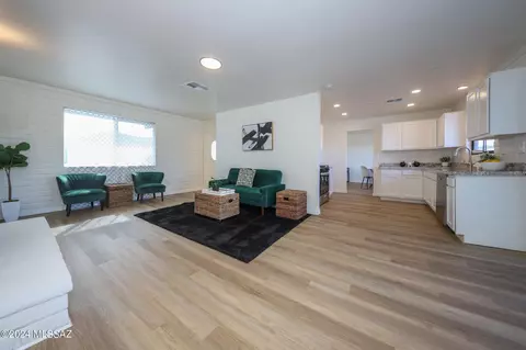 3230 W Via Santa Dorotea, Tucson, AZ 85746