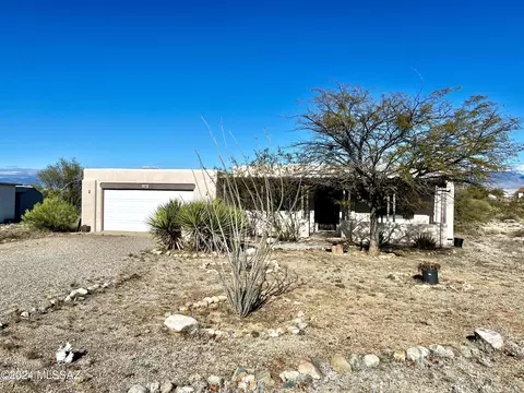 2461 E Wentworth Way, Vail, AZ 85641 photo 2