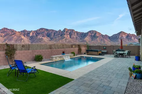 12886 N Geyser Valley St, Oro Valley, AZ 85755
