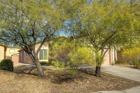 7603 E Majestic Palm Ln, Tucson, AZ 85756